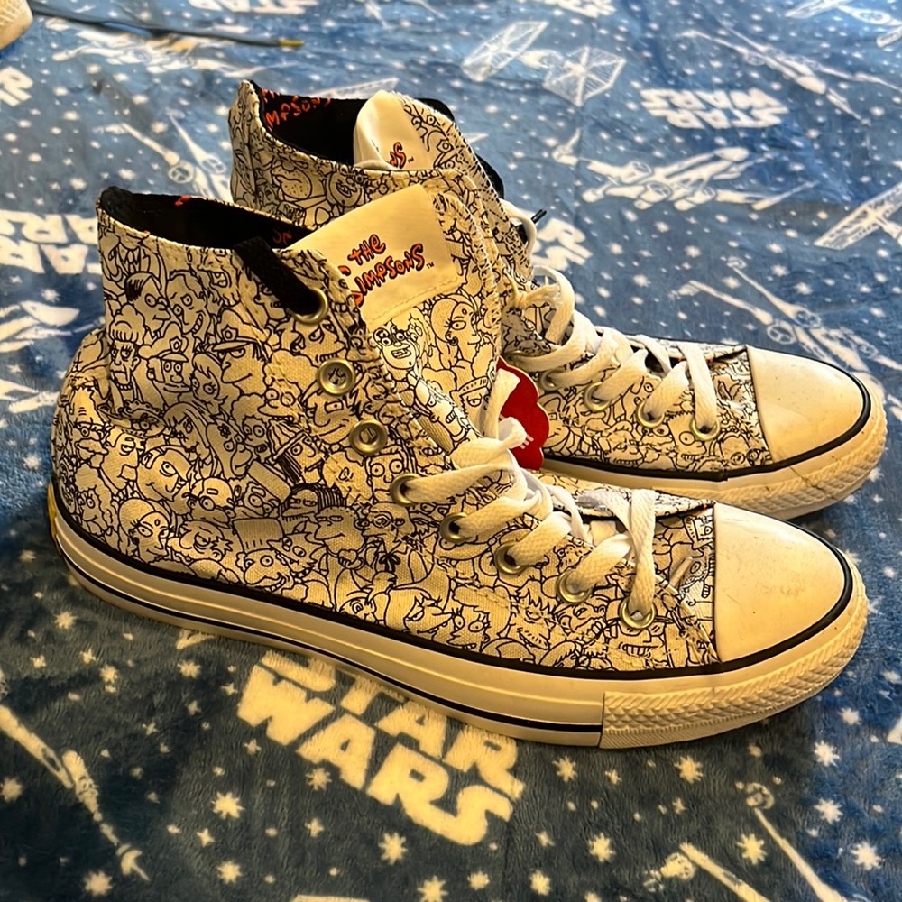 Converse Simpsons hi tops size 7 men’s 9 women’s
